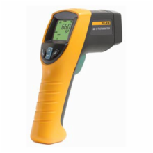 FLUKE 561 Two-in-One Infrared and Contact Thermometer